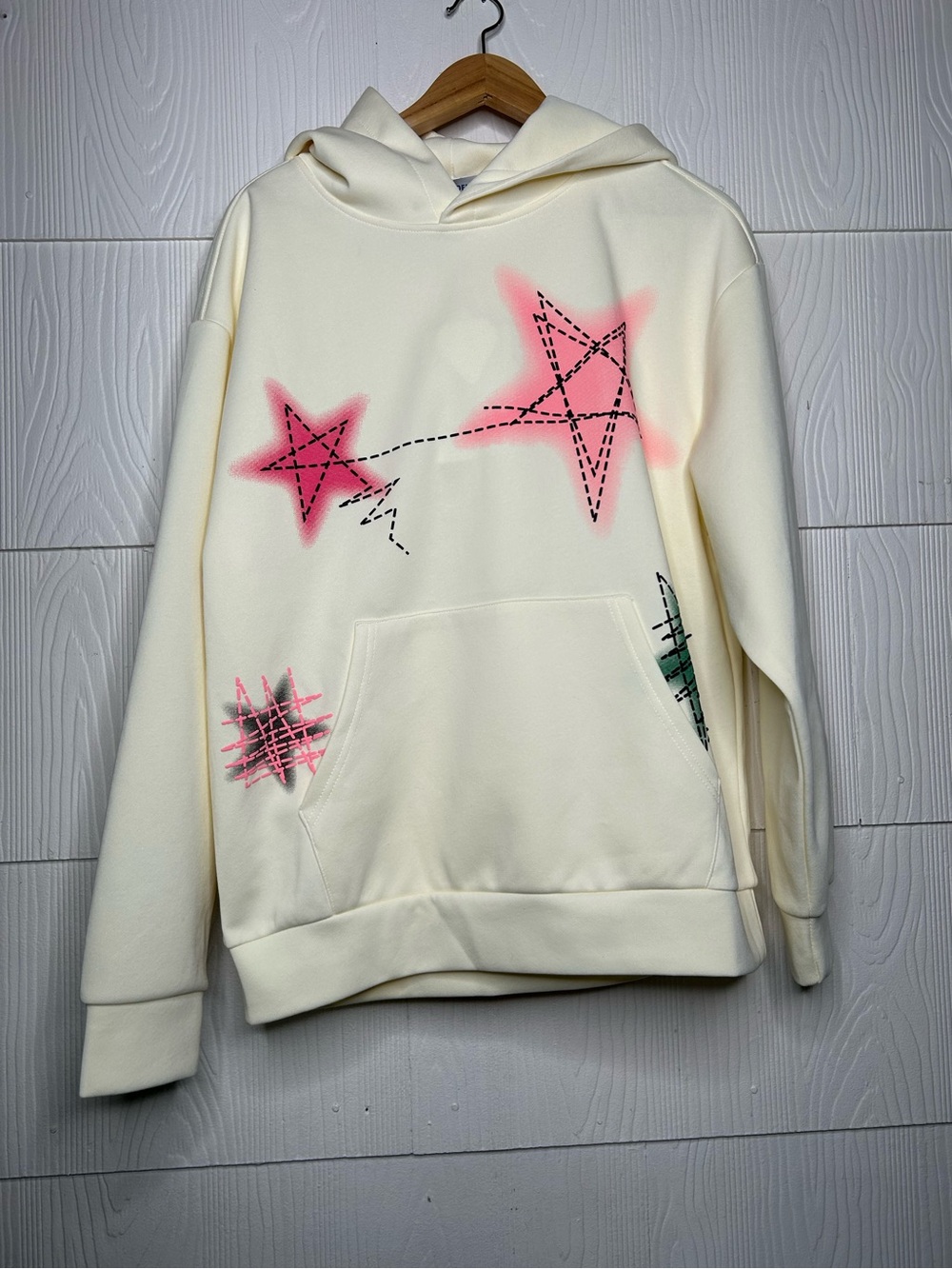 Aelfric Eden Cream Hoodie with Pink Star Graphics